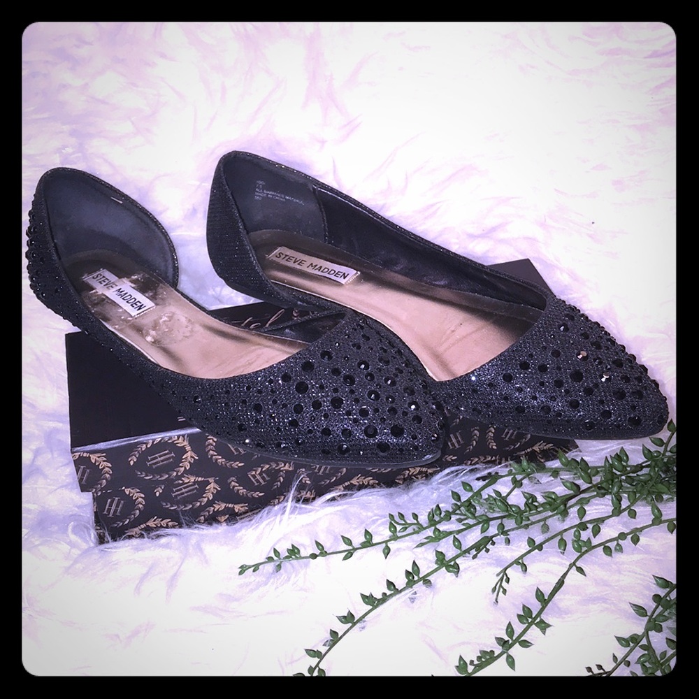 Steve Madden IGGI Women’s Black Flats 7.5